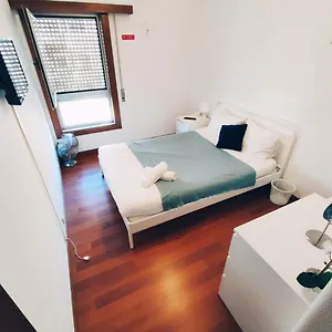 Theorynomad Rooms Al Lisboa , Lisboa Portugal